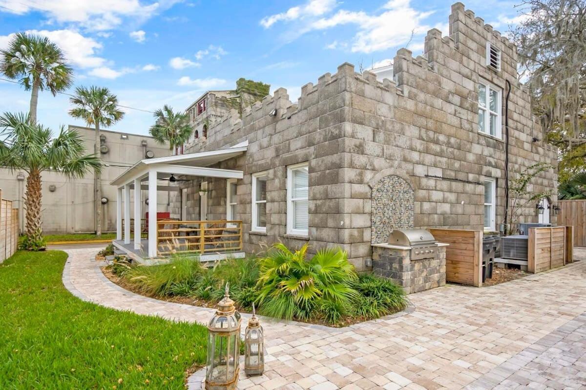 Remodeled Historic 1800S Carriage House, The Castle Garden, Colonial Modern Mansion Villa St. Augustine Exterior photo